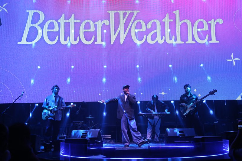 โชว์อุ่นเครื่องจากวงBetter Weather
